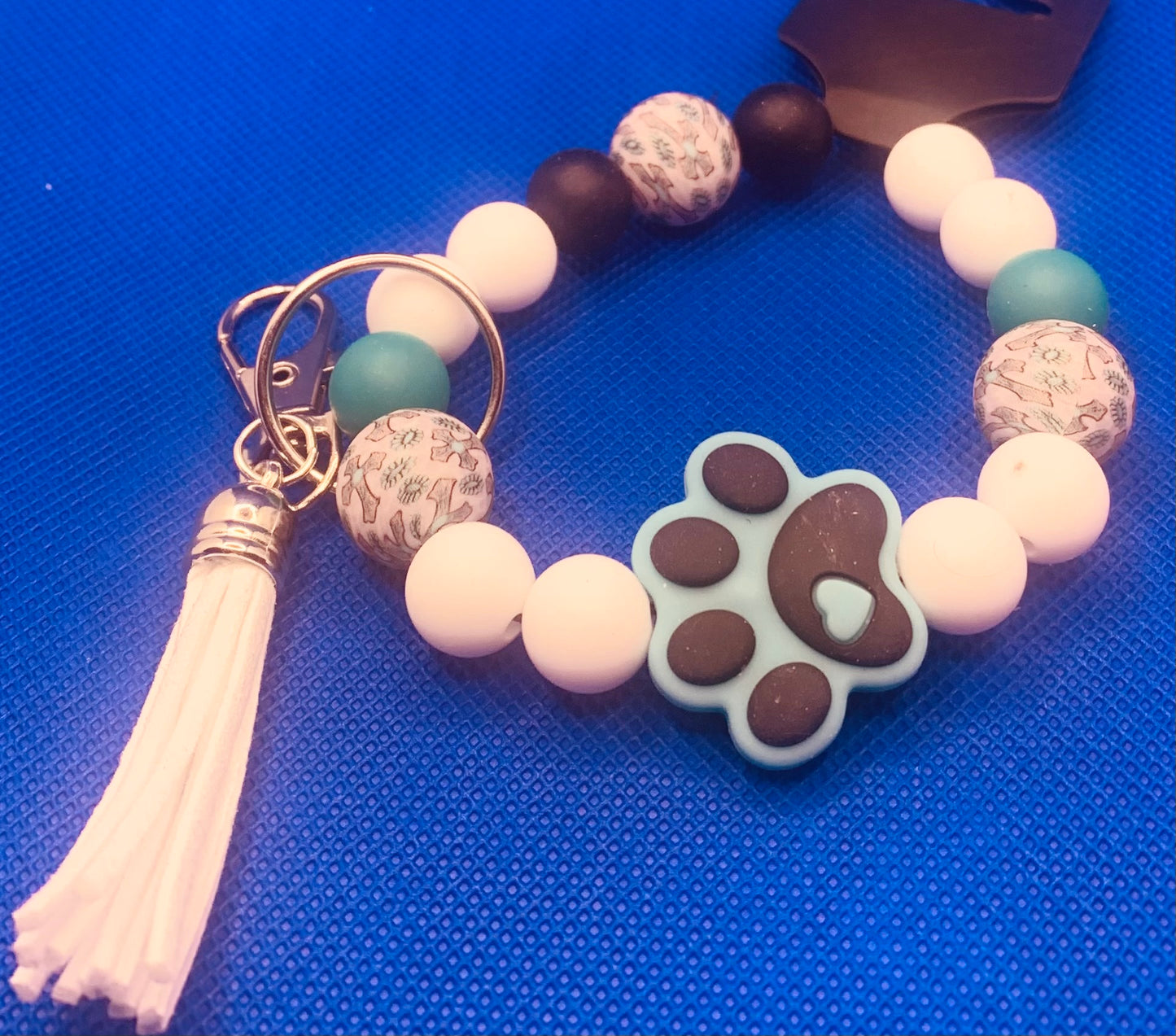Beaded Wristlets/Keychains - LW Designs